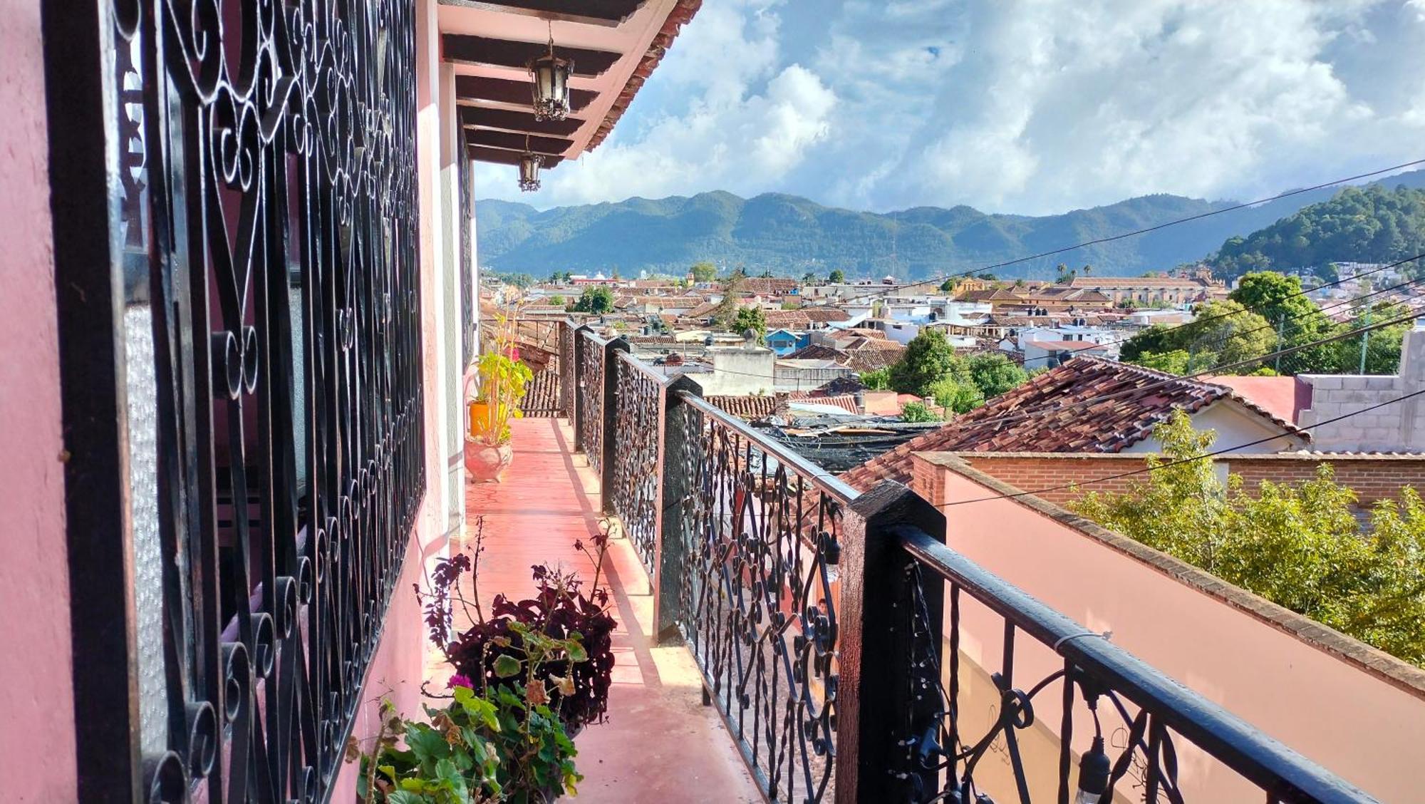 Kukulkan Hostal San Cristóbal de Las Casas Dış mekan fotoğraf